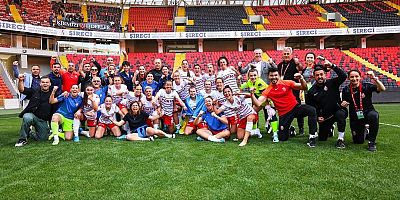 Kadınlar Futbol Süper Ligi'nde son finalist Ankara Büyükşehir Belediyesi Fomget